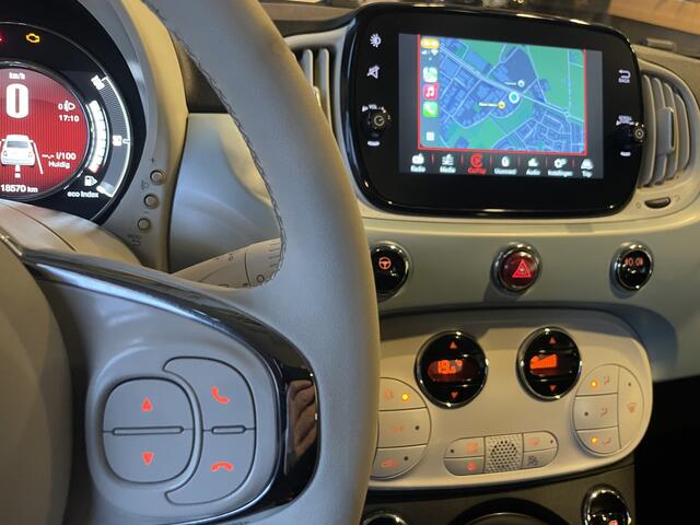 Fiat 500 1.0 Hybrid Dolcevita Clim control - Apple carplay/Android auto - Bluetooth - Cruise control - E ramen voor - Mistlampen - Multimedia voorbereiding - Panoramadak - Parkeersensoren Achter Speciale kleur Ocean green metallic