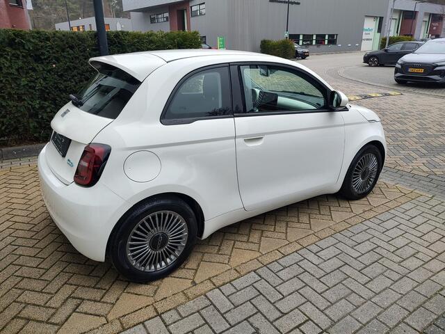 Fiat 500 Icon 42 kWh