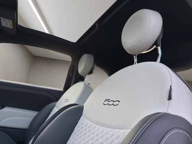 Fiat 500 1.0 Hybrid Dolcevita 2023 ZWART | Panoramadak | Apple CarPlay |