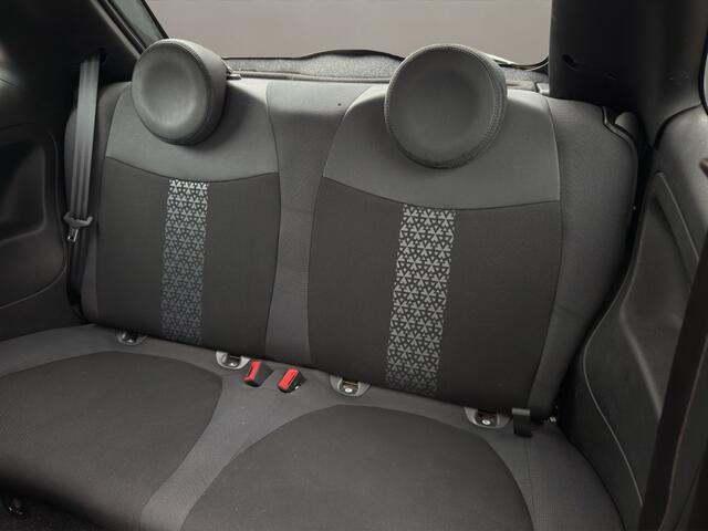 Fiat 500 1.0 Hybrid Sport 2020 GRIJS | Apple CarPlay | Climate Control