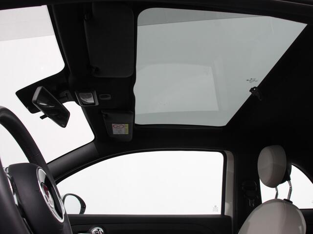 Fiat 500 1.0 Hybrid Dolcevita | Parkeersensor achter | Climate control | Radio | Panoramadak | Cruise control