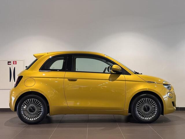 Fiat 500 Torino 1.0 Hybrid | 8 JAAR GARANTIE!| FULL LED | APPLE CARPLAY / ANDROID AUTO | KEYLESS | CAMERA | ISOFIX |