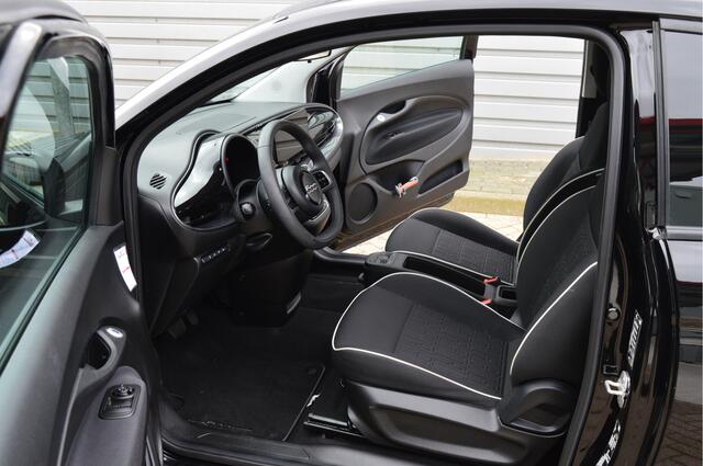 Fiat 500 Urban 42 kWh O.a: Carplay, Cruise, Clima, Bluetooth, Etc. All-in prijs!