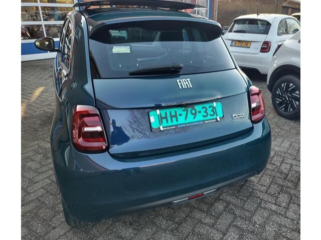 Fiat 500 E-2023 -42KW- Snelladen- Schuifkanteldak-meer....