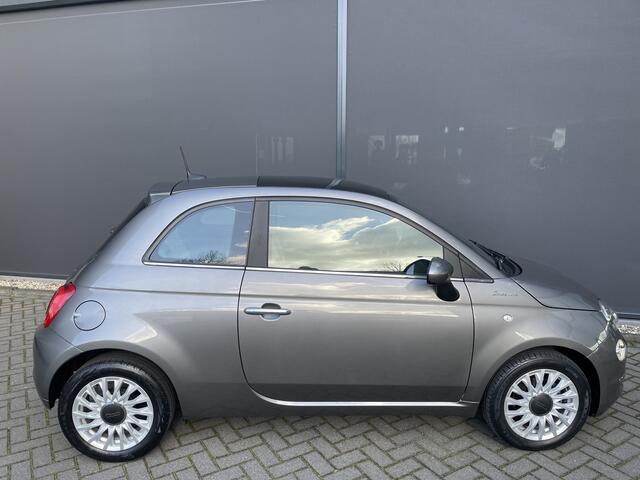 Fiat 500 1.0 Hybrid Dolcevita Airco - Apple carplay - Panoramadak - Parkeersensor achter - Cruise control - navigatiesysteem - Licht metalen velgen 15 inch - Elektrische ramen voor - Bluetooth - Start/stop systeem - Stuur