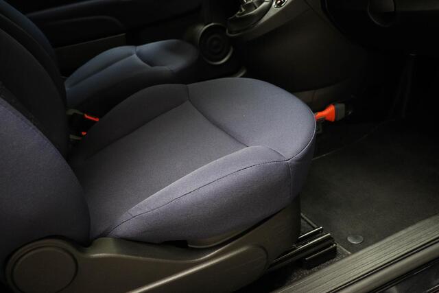 Fiat 500 1.0 Hybrid Cult | CULT+ PACK | NAVIGATIE | CRUISE CONTROL | UCONNECT | DAB