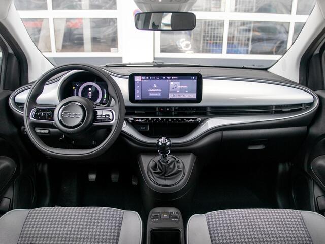 Fiat 500 Hybrid Torino Launch Edition | Clima | Carplay | PDC | Priv Glass | Celestial Blue