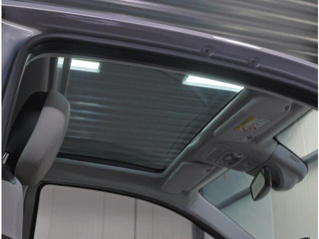 Fiat 500 1.0 Hybrid La Prima | Camera | Stoleverwarming | ClimateControl | Panoramadak | Keyless Start | CruiseControl | Navigatie | AppleCarPlay/AndroidAuto |