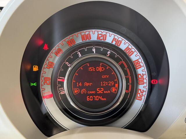 Fiat 500 1.0 Hybrid Lounge | Apple CarPlay / Android Auto | Parkeersensoren | Cruise Control | DAB+ |