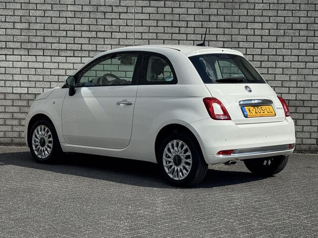 Fiat 500 1.0 Hybrid Lounge | Apple CarPlay / Android Auto | Parkeersensoren | Cruise Control | DAB+ |