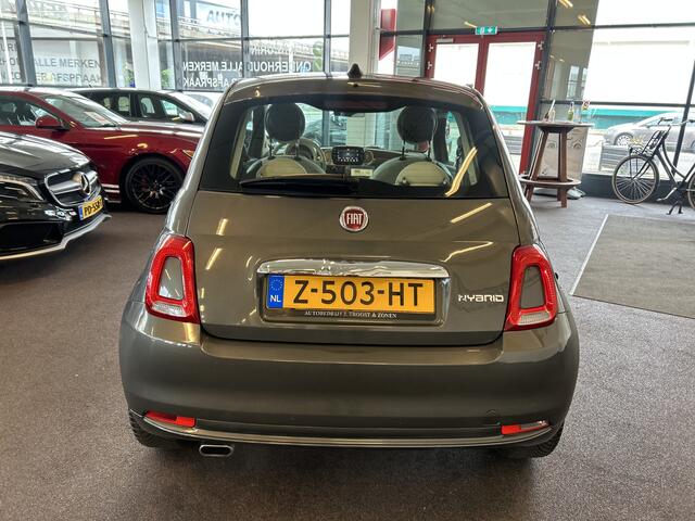 Fiat 500 1.0 Hybrid Star | Panoramadak | Apple carplay | Cruise control | Multimediascherm | Bluetooth | 6 versnellingen | LM velgen