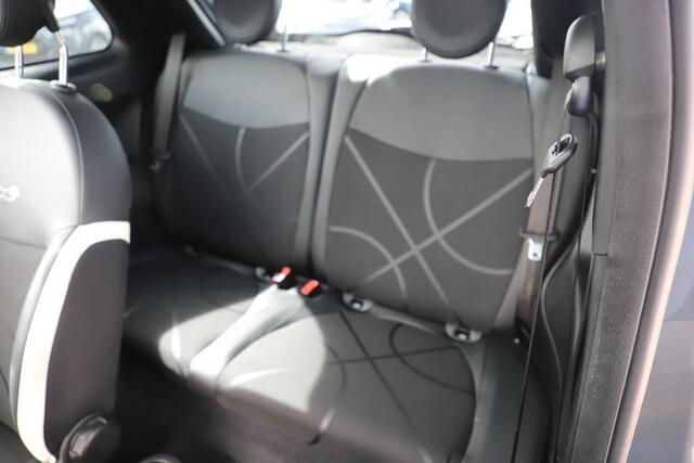 Fiat 500 0.9 TwinAir Turbo 500S Panoramadak 16 inch LMV Navigatie Airco Bluetooth Cruise Control