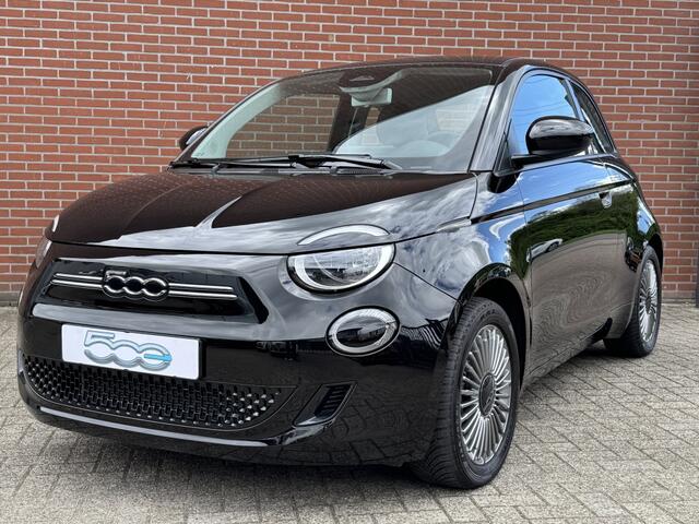 Fiat 500 Icon 24 kWh NAV CRUISE CARPLAY DAB LMV