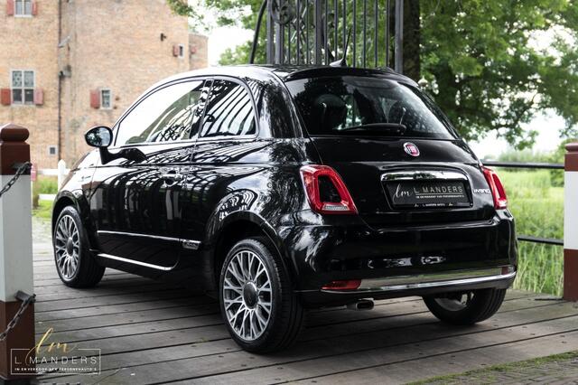 Fiat 500 1.0 Hybrid Dolcevita 2022 Zwart | Apple CarPlay | Climate Contro