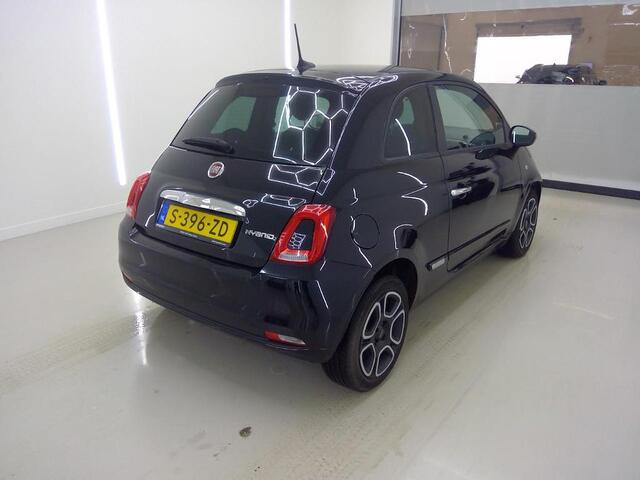 Fiat 500 1.0 Hybrid Club Climat & Cruise control Apple Apple Carplay 19.000km NL-Auto Dealeronderhouden