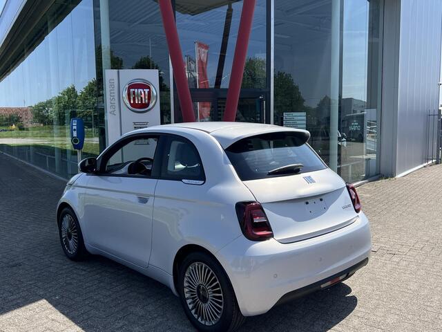 Fiat 500 1.0 Hybrid Torino Launch Edition | Carplay | LED | Parkeersensoren | Celestial Blue