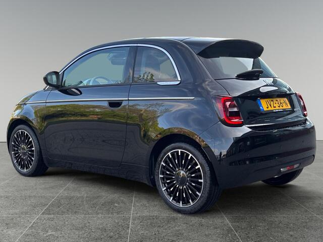 Fiat 500 La Prima 1.0 Hybrid 65pk | 8 JAAR GARANTIE! | BEATS HIFI | SCHUIF/KANTELDAK | CAMERA | STOELVERW. | KEYLESS |
