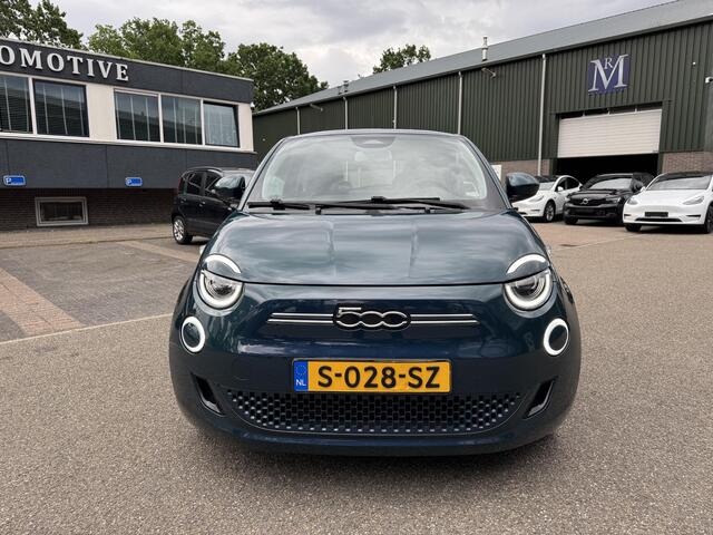 Fiat 500 RED 42 kWh SOH 92% | NAVIGATIE | AIRCO CLIMATE CONTROL | CRUISE CONTROL | DEALER ONDERHOUDEN