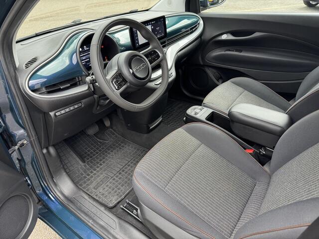 Fiat 500 RED 42 kWh SOH 92% | NAVIGATIE | AIRCO CLIMATE CONTROL | CRUISE CONTROL | DEALER ONDERHOUDEN