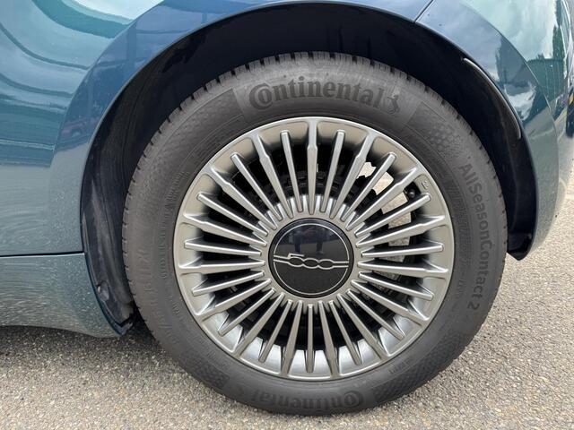 Fiat 500 RED 42 kWh SOH 92% | NAVIGATIE | AIRCO CLIMATE CONTROL | CRUISE CONTROL | DEALER ONDERHOUDEN