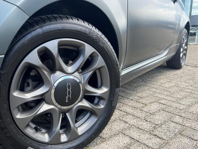 Fiat 500 0.9 TwinAir Turbo Rockstar Sport 86 PK | Matte lak | Carplay | Automatische airco | Parkeersensoren | Digitaal dashboard