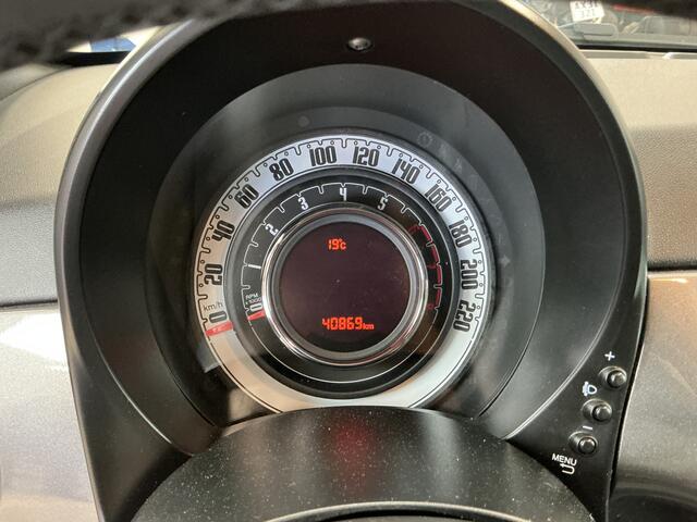 Fiat 500 1.0 70 pk Hybrid Cruise Control, Apple Carplay, Bluetooth, Parkeersensoren achter