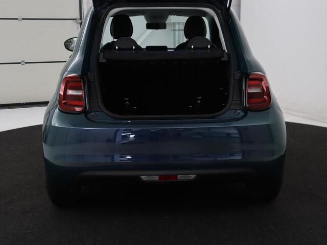 Fiat 500 Icon 24 kWh | SOH 91,9% | LED "| Climate control | Bluetooth | Cruise controle | Carplay | 3F | LM | Navigatie