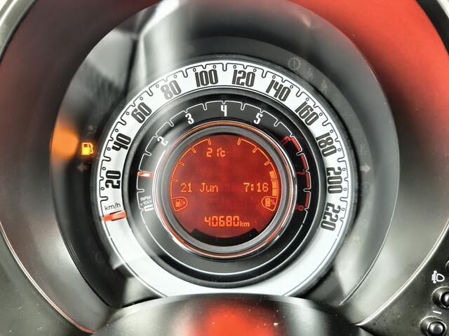 Fiat 500 1.0 Hybrid Dolcevita | Panoramadak | Climate control | Parkeersensor | Navigatie | AppleCarplay AndroidAuto |