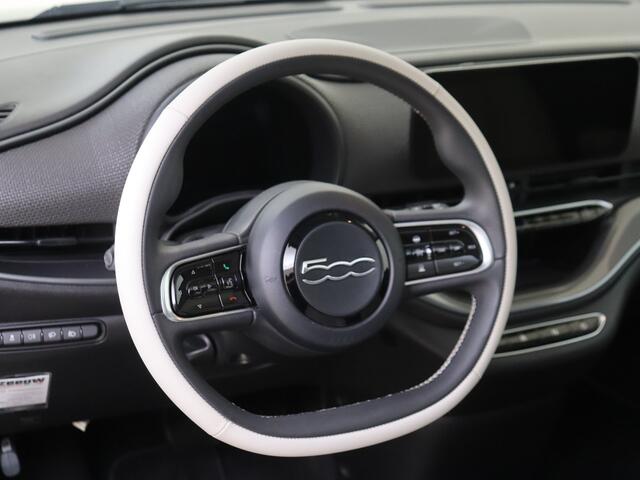 Fiat 500 La Prima 42 kWh | Winter Pack | Carplay | Camera | Schuifdak |
