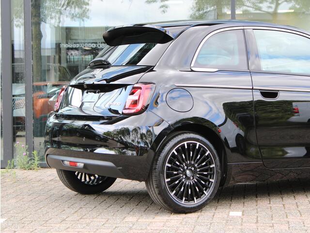 Fiat 500 1.0 Hybrid La Prima VOORRAAD KORTING
