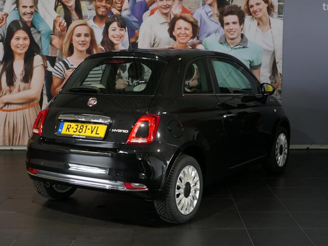 Fiat 500 1.0 Hybrid Dolcevita - Occasion Lease vanaf ¤324 p/m - Panoramadak - Apple carplay/Android auto - Allseasons - Cruise