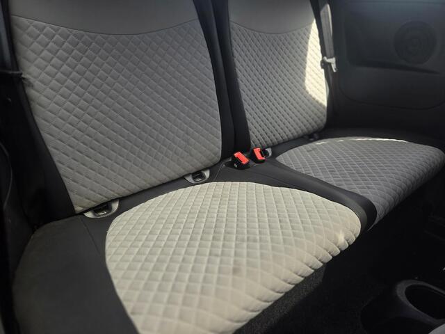 Fiat 500 1.0 Hybrid Dolcevita | Apple-Android | Panoramadak | Cruise Control