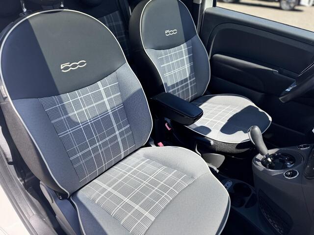 Fiat 500 0.9 TwinAir Turbo Lounge | parkeersensoren | Navi | Panoramadak