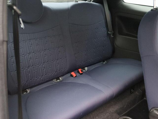 Fiat 500 1.0 Hybrid Club | Apple Carplay/Android Auto | Cruise Control | Lichtmetalen Velgen | Airconditioning |