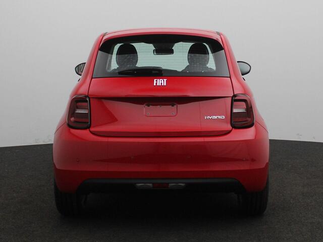 Fiat 500 1.0 Hybrid Torino Launch Edition | Carplay | CLimate Control | Parkeersensoren | 16" Velgen | Direct leverbaar!!