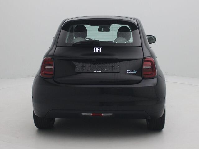 Fiat 500 La Prima 42 kWh | Navigatie | Apple Carplay | Camera | Stoelverwarming|