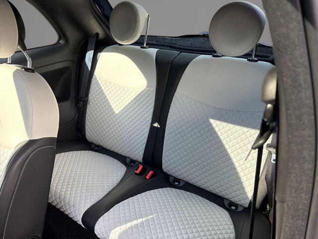 Fiat 500 1.0 Hybrid Star | Navgatie | Parkeersensoren | LMV 16" | Apple carplay/Android Auto | Regensensor | Cruise control | Climate Control |