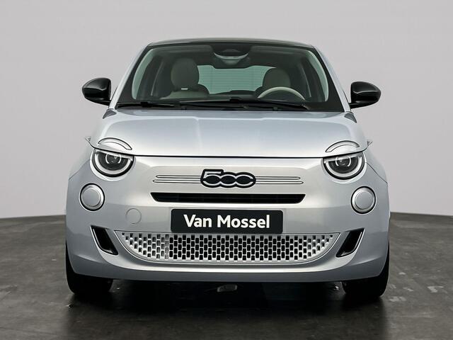 Fiat 500 1.0 Hybrid La Prima | Camera | Navigatie | Stoelverwarming | Panoramadak | Keyless | 2+6 jaar garantie |