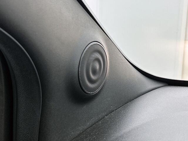 Fiat 500 1.0 Hybrid Dolcevita | Climate control | Apple Carplay/Android Auto | Navigatie | Parkeersensoren