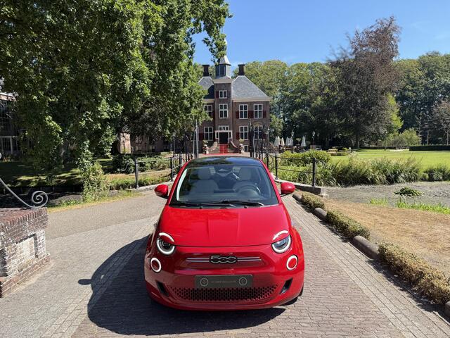 Fiat 500 La Prima 42 kWh | Blind Spot | Pano | BTW |