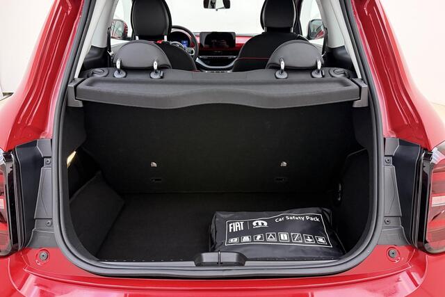 Fiat 500 RED 24 kWh | Navigatie | Climate control | Weinig kilometers | Keyless start | Cruise control | 100% Elektrisch