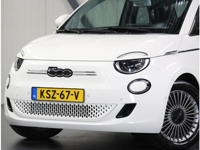 Fiat 500 Icon 42 kWh 118PK | 1ste eigenaar | AppleCarplay/AndroidAuto | Armsteun | Camera | Climate Control | Cruise Control | StoelVerwarming | Isofix | Parkeersensoren | DAB Radio |