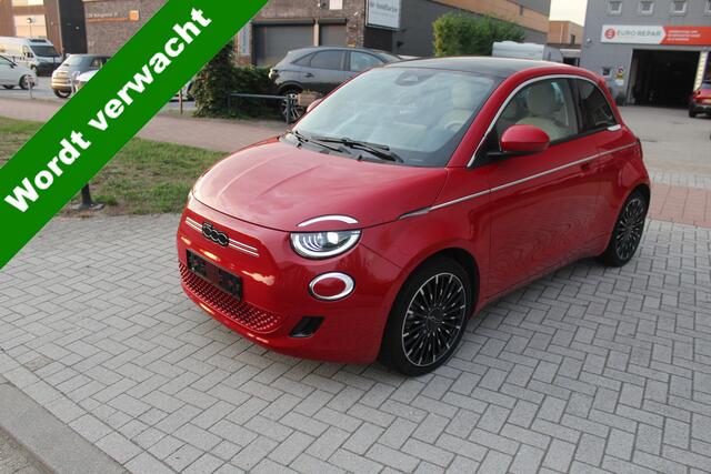 Fiat 500 La Prima 42 kWh Pano-Clima-Cruise-Led-Navi-Leder-Camera-JBL