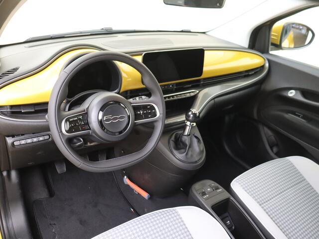 Fiat 500 1.0 Hybrid Torino Launch Edition | Apple Carplay | Android auto | FP
