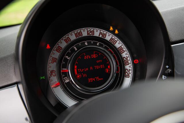Fiat 500 1.0 Hybrid Dolcevita , Panoramadak, Cruise control,