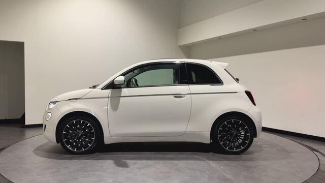 Fiat 500 3+1 La Prima 42 kWh | Luxe Leder | Keyless | ACC |