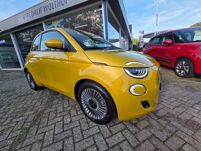 Fiat 500 1.0 Hybrid Torino Launch Edition BENZINE !