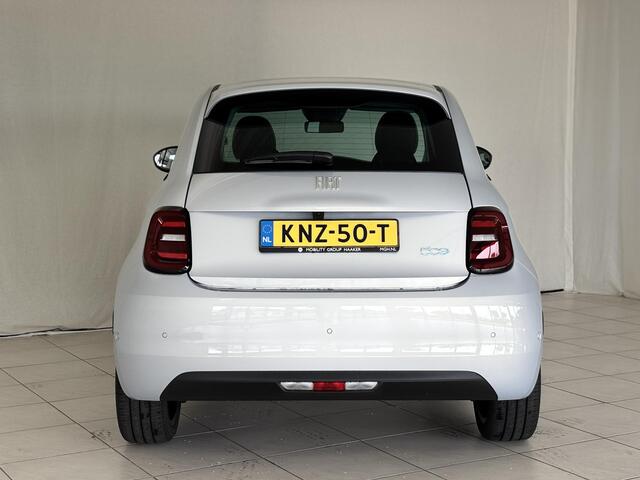 Fiat 500 La Prima 42 kWh | Panoramadak | Apple-Android | 8 Jaar Fabrieks-Garantie