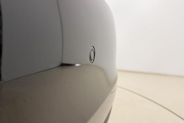 Fiat 500 1.0 Hybrid La Prima | DEMO| Cabrio | Cruise control | Climate control | Lichtmetalen velgen | 8 Jaar speciale garantie