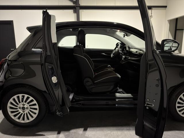 Fiat 500 3+1 42 kWh | Apple CarPlay - Android Auto | Stoelen verwarmd | Dodehoek detectie